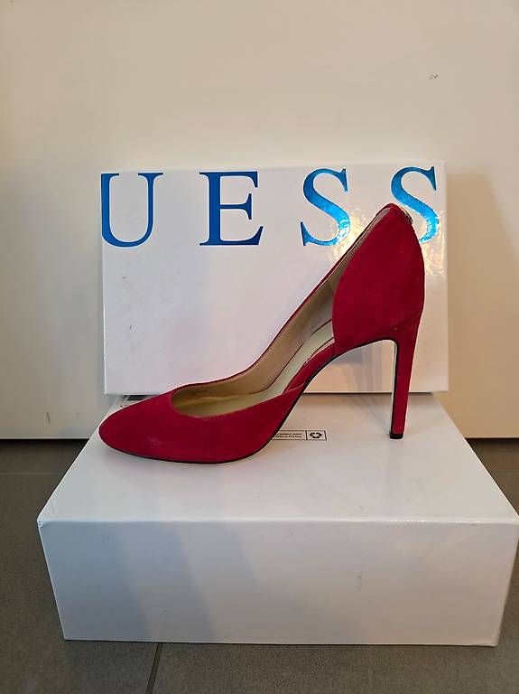 Guess Scarpe da donna: Guess High Heels  Grösse 37 – Nuovo (secondo la descrizione) da Frümsen venduto da mar_7jzg 2