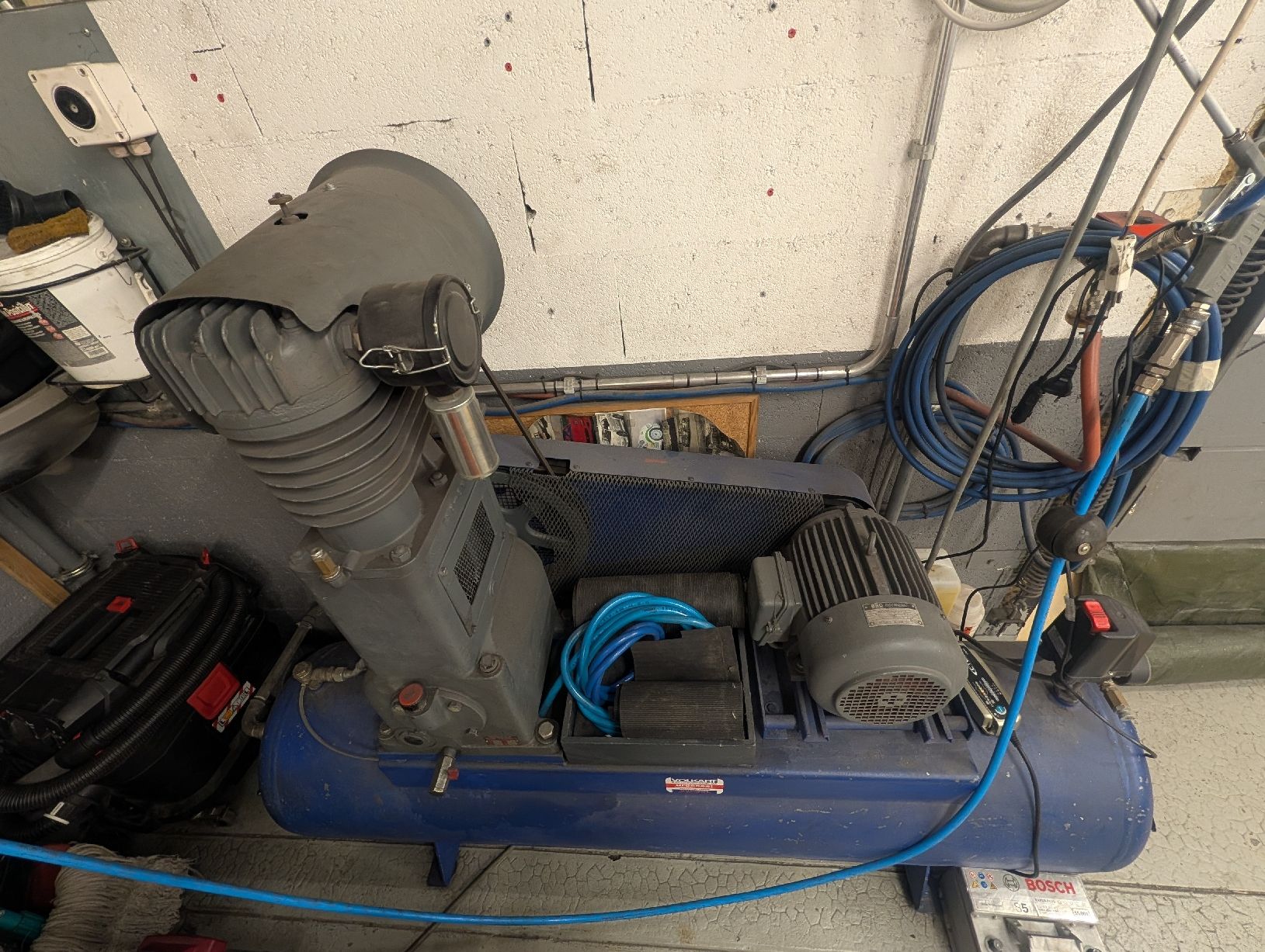 Compressori: Compresseur d'air 200Lt – Usato da Meyrin venduto da fia_ym6t