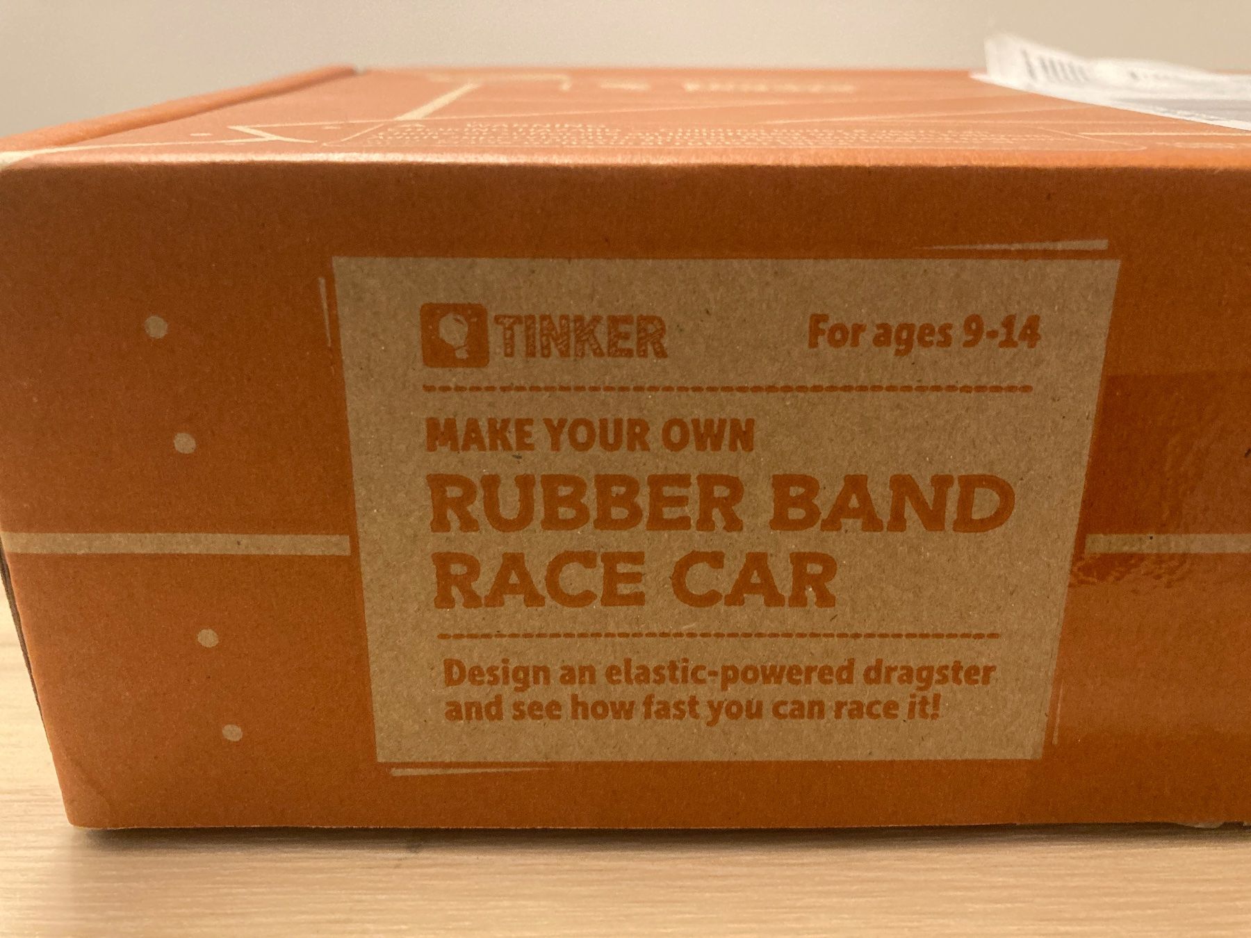 Giocattoli: Tinker Crate Rubber Band Race Car DIY – Nuovo (secondo la descrizione) da Winterthur venduto da niemim 1