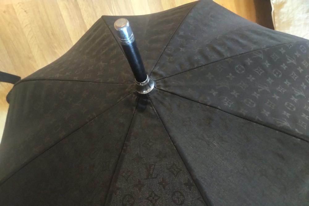 LOUIS VUITTON Monogram Parasol Umbrella Parapluie 653382