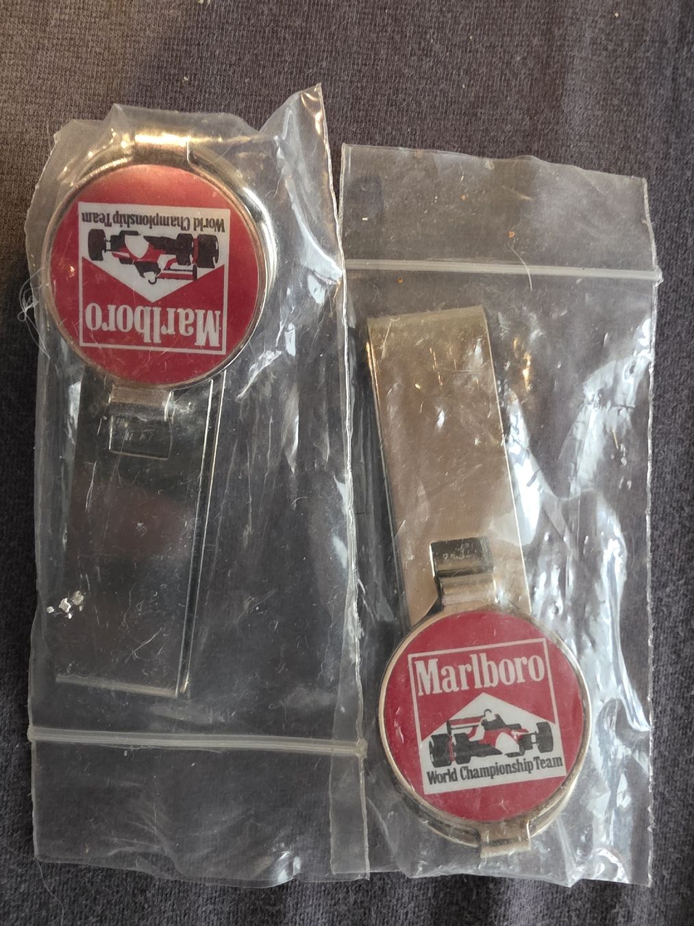 Portachiavi: Marlboro Schlüsselanhänger – Nuovo e nell'imballaggio originale da Reigoldswil venduto da Mutzi7