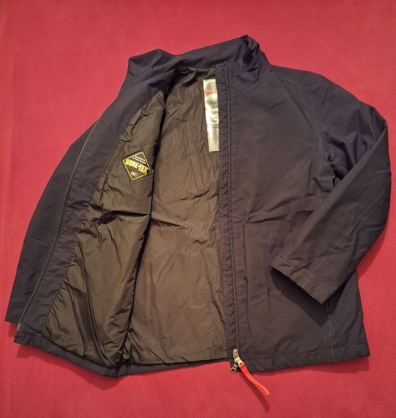 Prada Giacche: Prada Gore-Tex Jacke – Usato da Hausen am Albis venduto da Wise1271 1