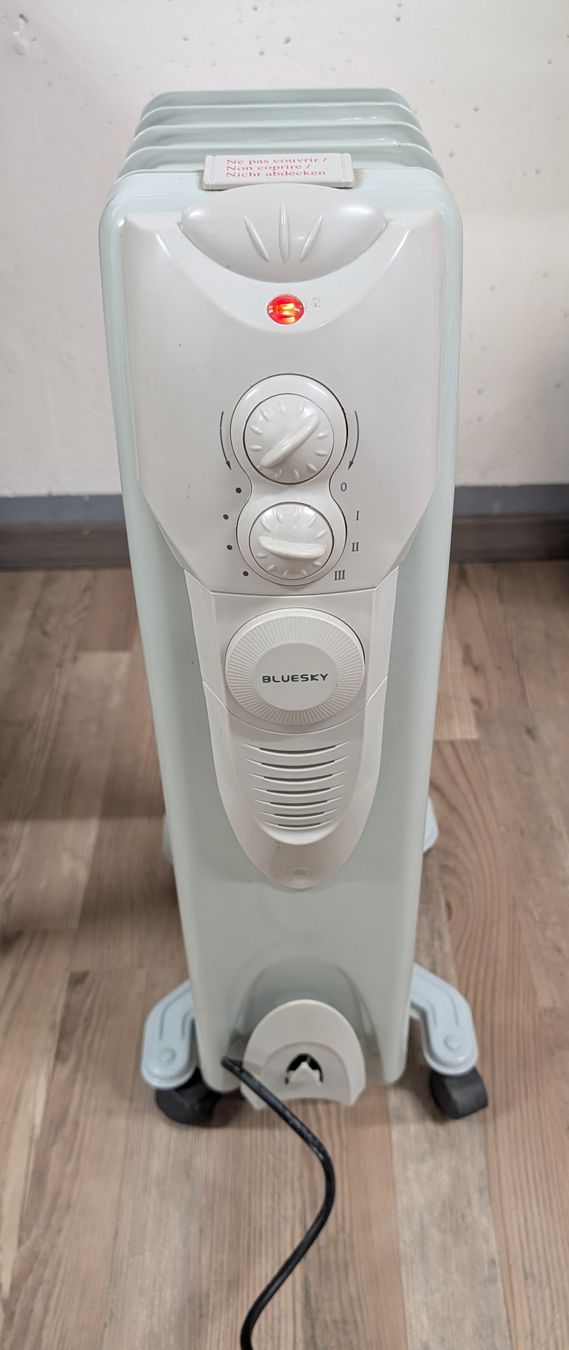 Radiatori: Elektro Ofen / Öfeli – Usato da Beinwil/Freiamt venduto da 1Lar1 1