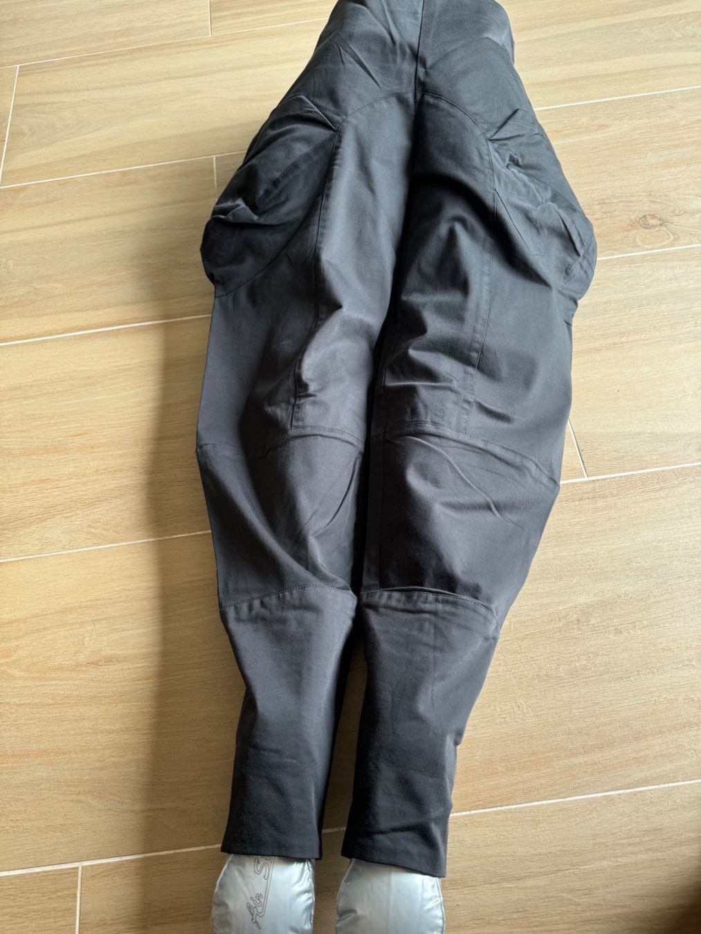 Pantaloni: Designer Hose size 36 – Usato da Münchenstein venduto da ArleneLM 1