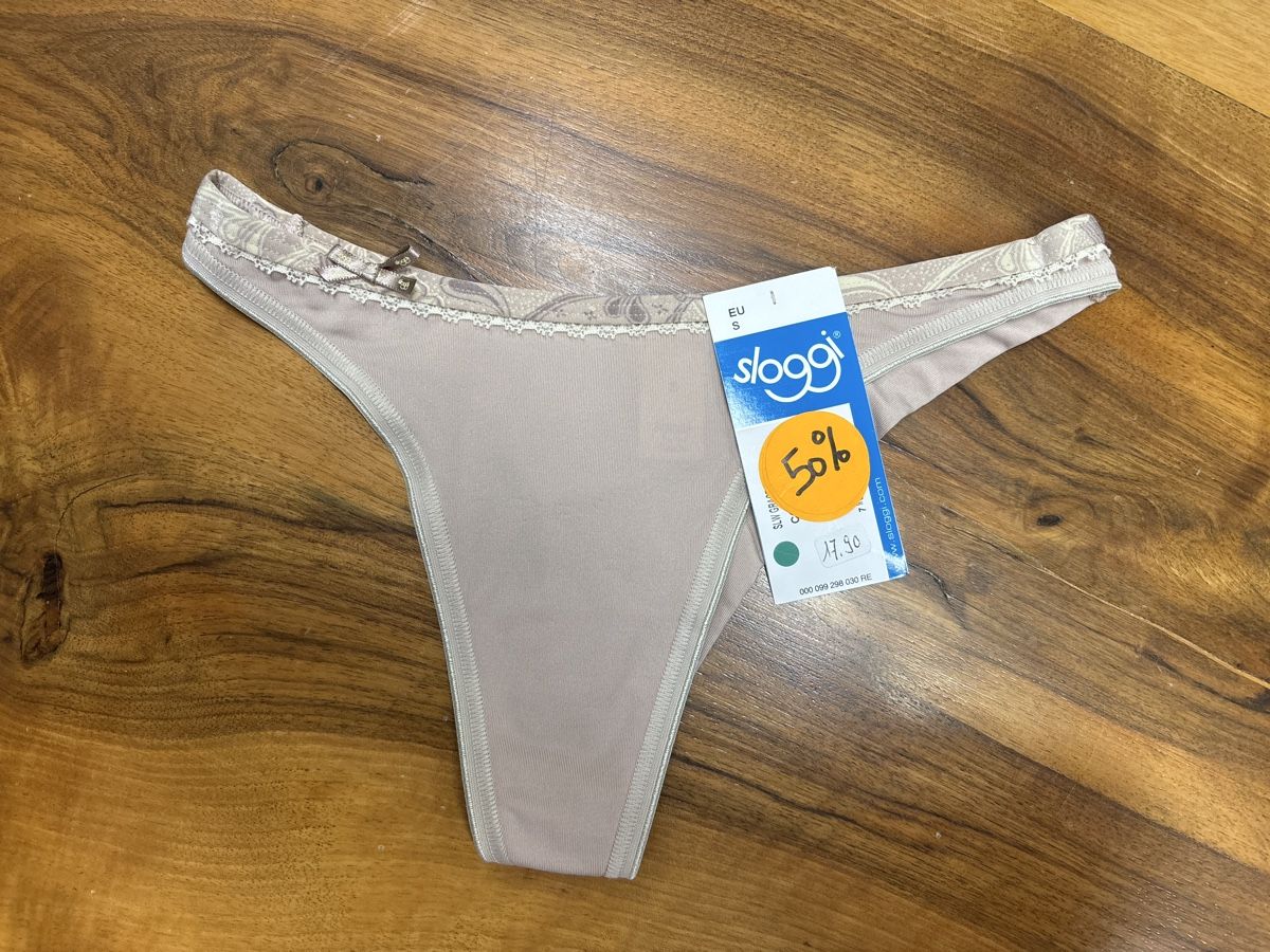 Sloggi Autres dessous: String Grösse S – Neuf avec emballage d'origine à Cumpadials par ofe_btq6