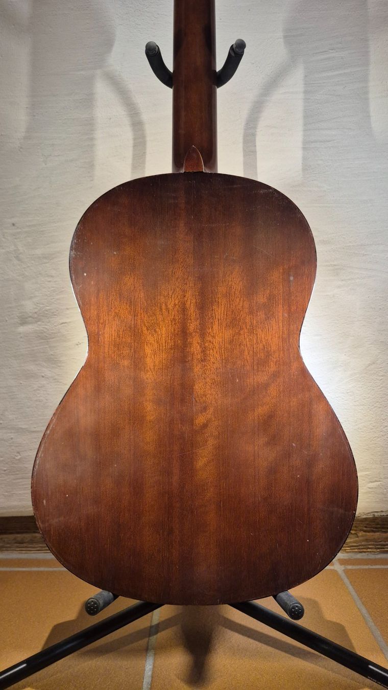 Yamaha Strumenti musicali: Akustik Gitarre Yamaha CG-120 – Usato da Winterthur venduto da NorrSydGuitars 5