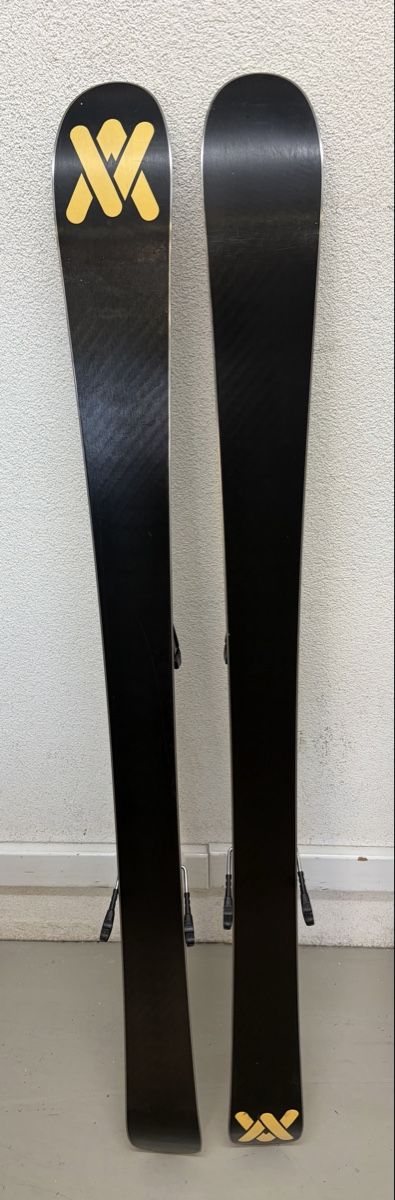 Völkl Skis: Freestyle/Twin Kinder Ski 128 cm – Gebraucht aus Horw von taskinardi 1
