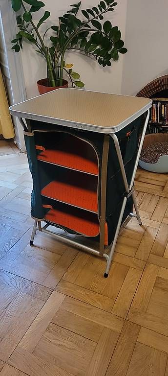 Armadi: Meuble camping QUECHUA 50.- NEUF – Usato da Grand-Lancy venduto da Selfa1984