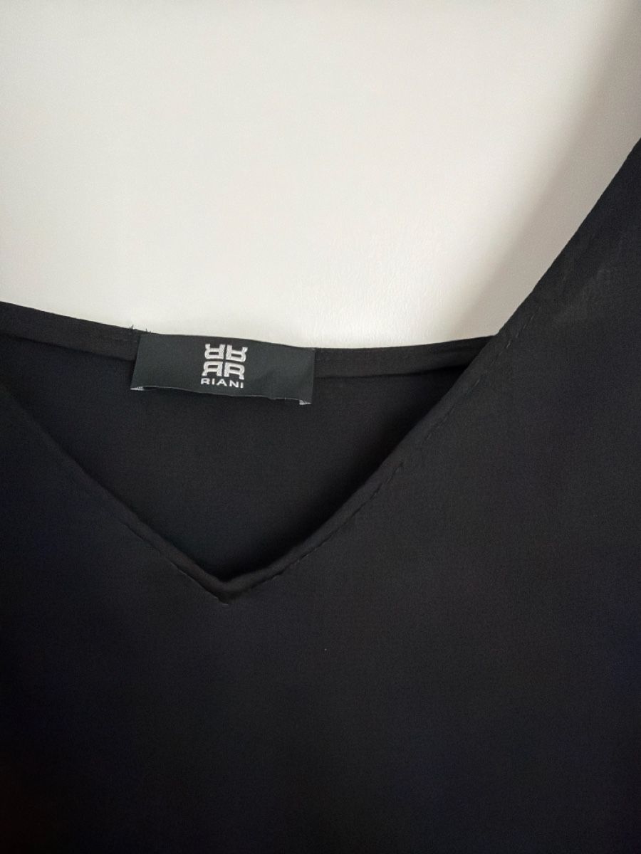 Riani Top: Riani Top schwarz Gr. 36  – Usato da Othmarsingen venduto da Darija7 2