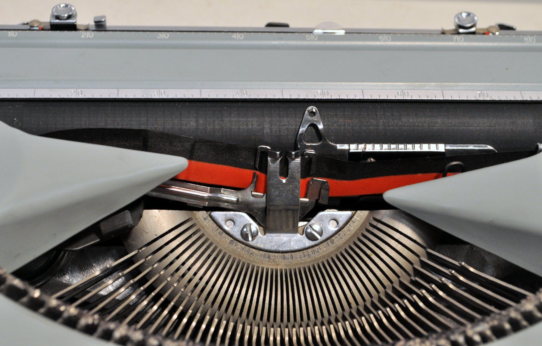 Hermès Macchine da scrivere: Machine à écrire vintage "Hermès Baby" – Usato da Neuchâtel venduto da Neuchatel 7