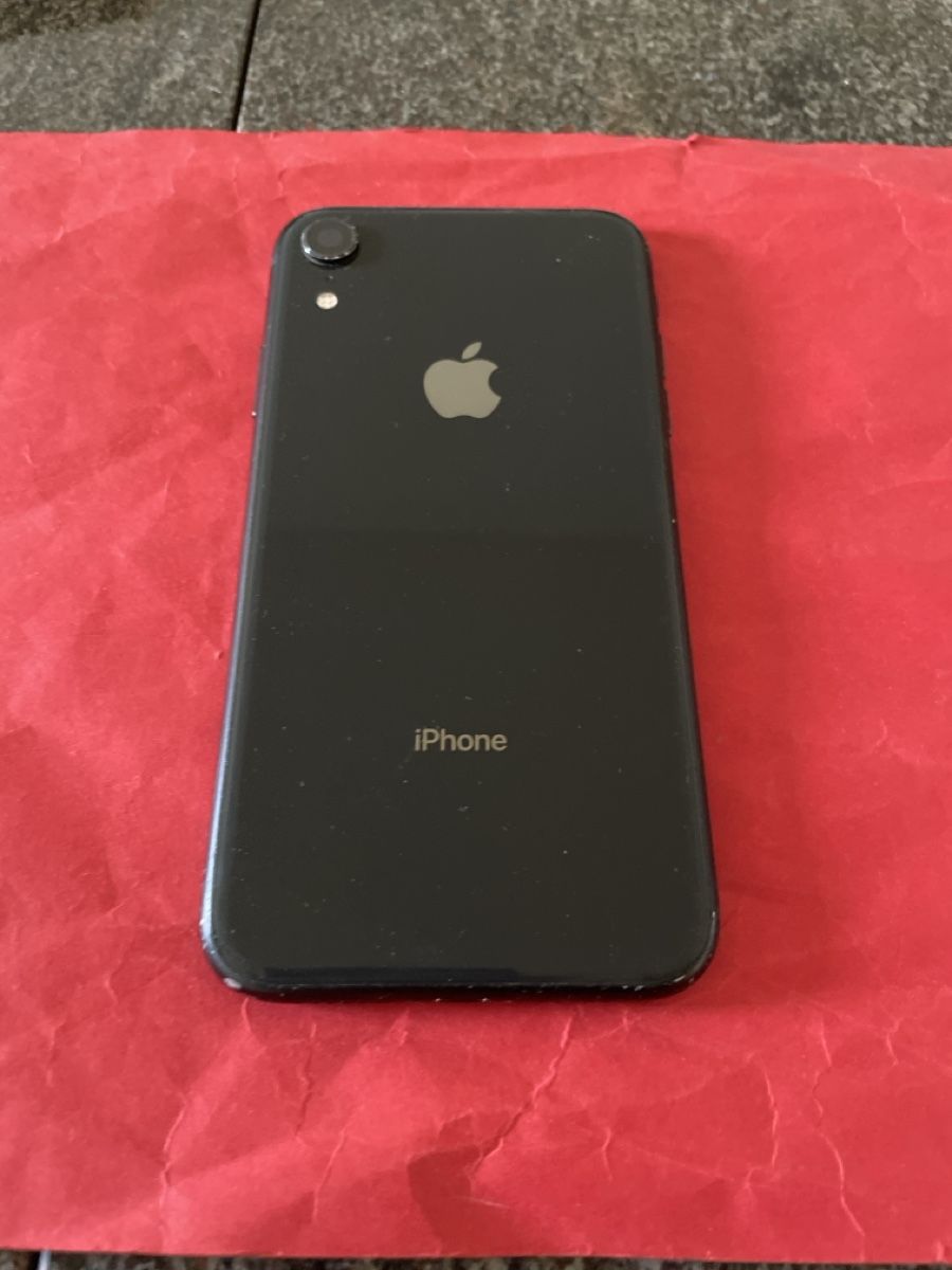 Apple Handys / Smartphones: IPHONE XR – Defekt aus winterthur von WINTERTHUR53 1