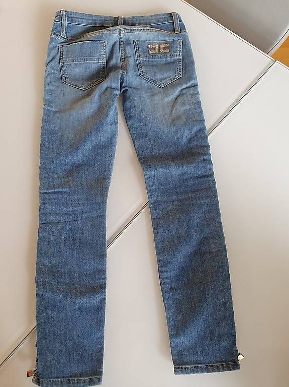 Franchi Jeans: Jean Slim ELISABETTA FRANCHI, 27 US – Neu (gemäss Beschreibung) aus Grand-Lancy von kri_qk5y 3