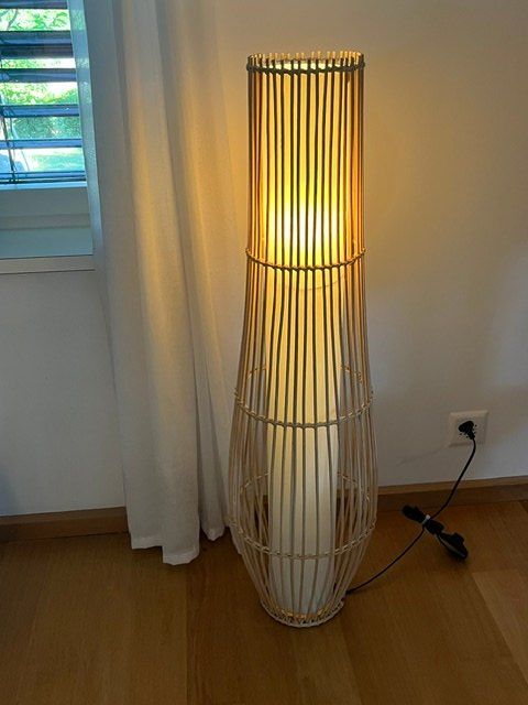Lampen: Stehlampe – Gebraucht aus Thalwil von Ladybird8 1