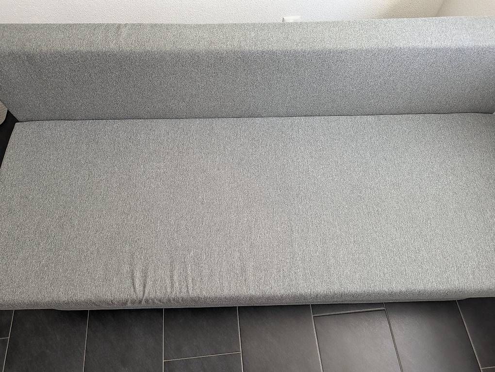 Ikea Divani: Ikea Schlafsofa – Usato da Bellikon venduto da ArcherS. 2