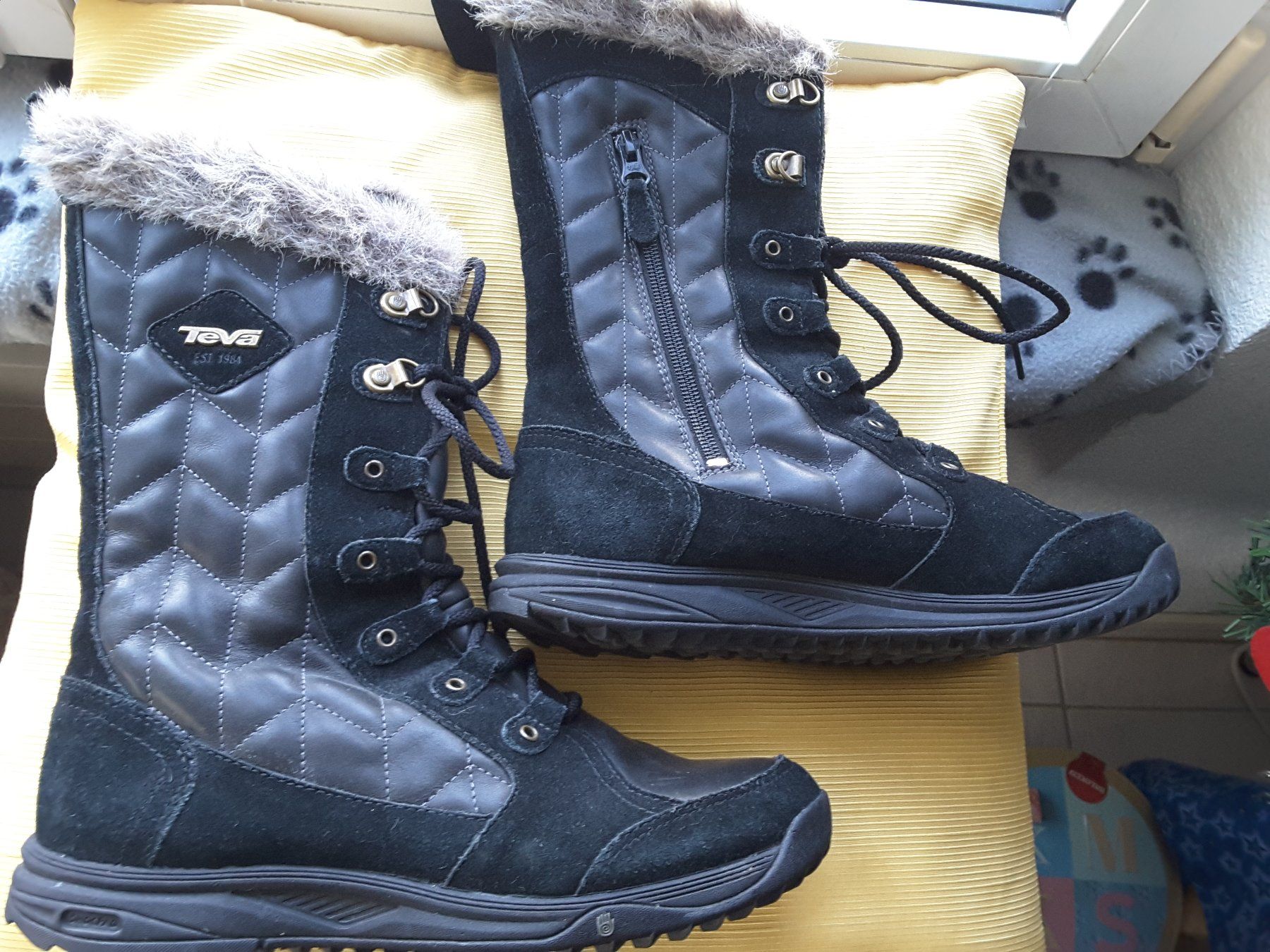 Scarpe da donna: Damen Winterstiefel Gr.40 – Nuovo (secondo la descrizione) da Boppelsen venduto da tigimohrli