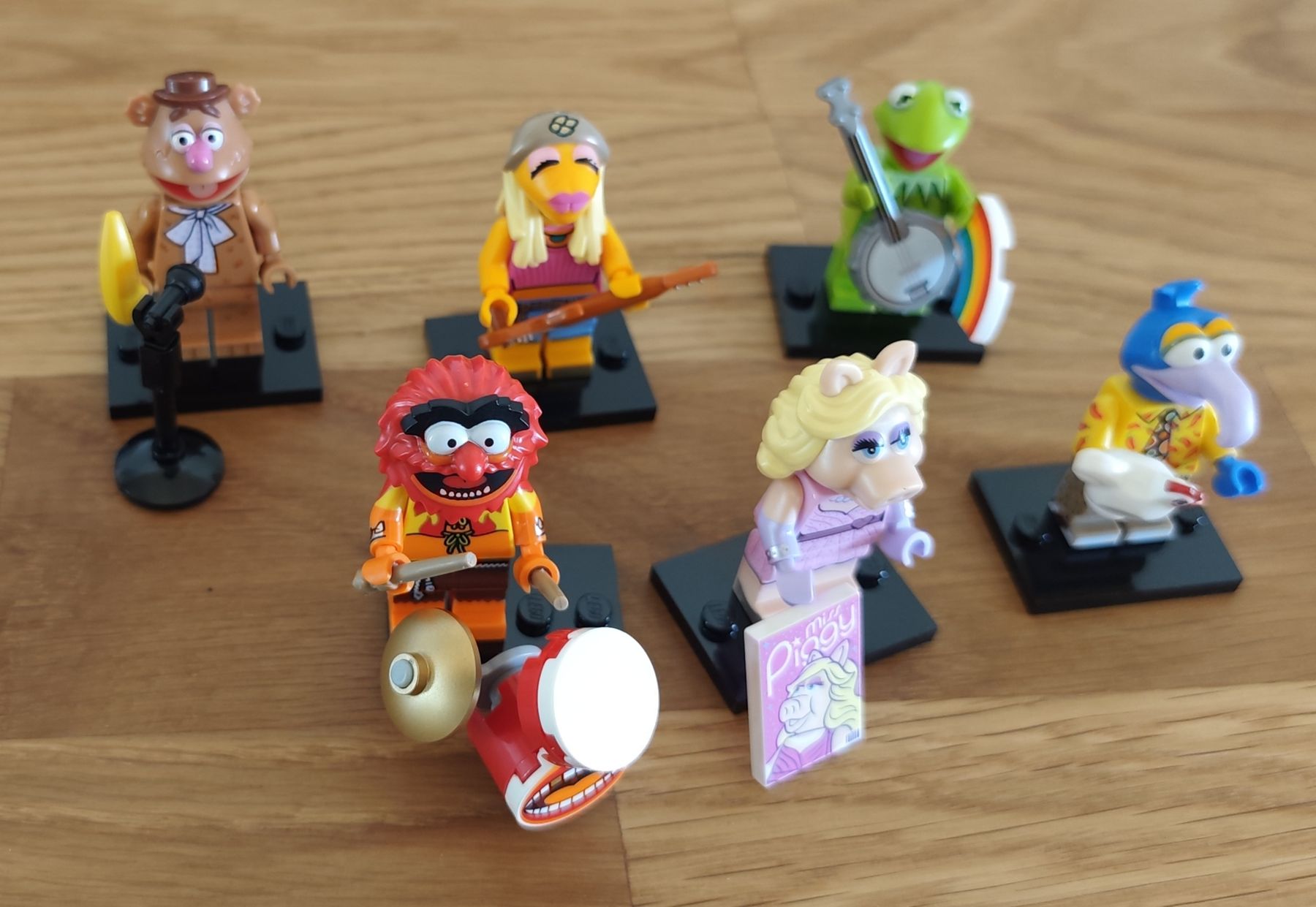 Lego Statuette: Lego minifigures The Muppets – Usato da Etziken venduto da 1400mini