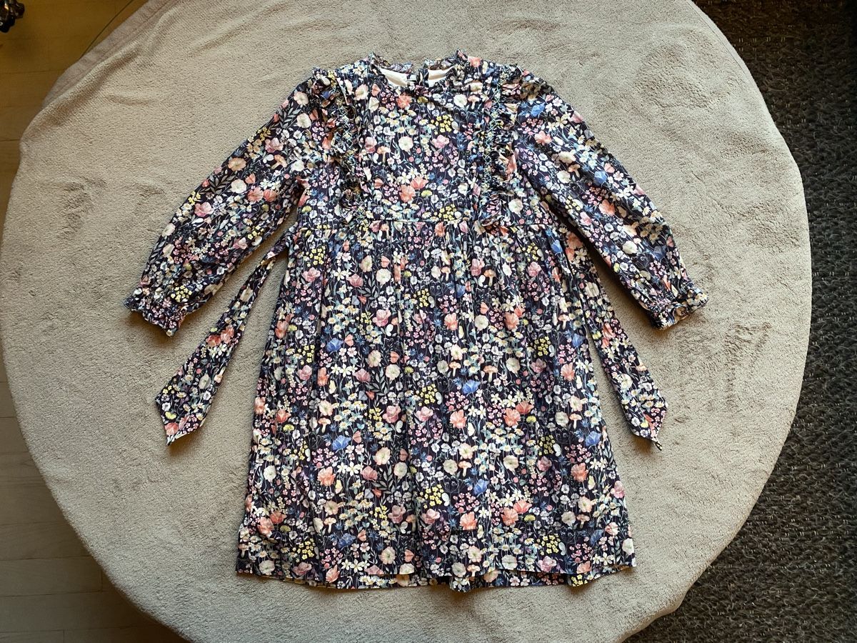 Vestiti & Gonne: Kleid Kidiwi – Usato da Salenstein venduto da Nadjasov