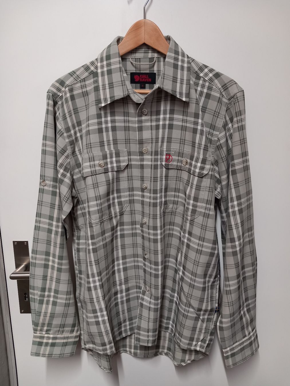 Fjällräven Camicie: Fjällräven Herren Hemd "Arnold" Gr.S, NEU – Nuovo (secondo la descrizione) da Gwatt (Thun) venduto da umwelt-brocki
