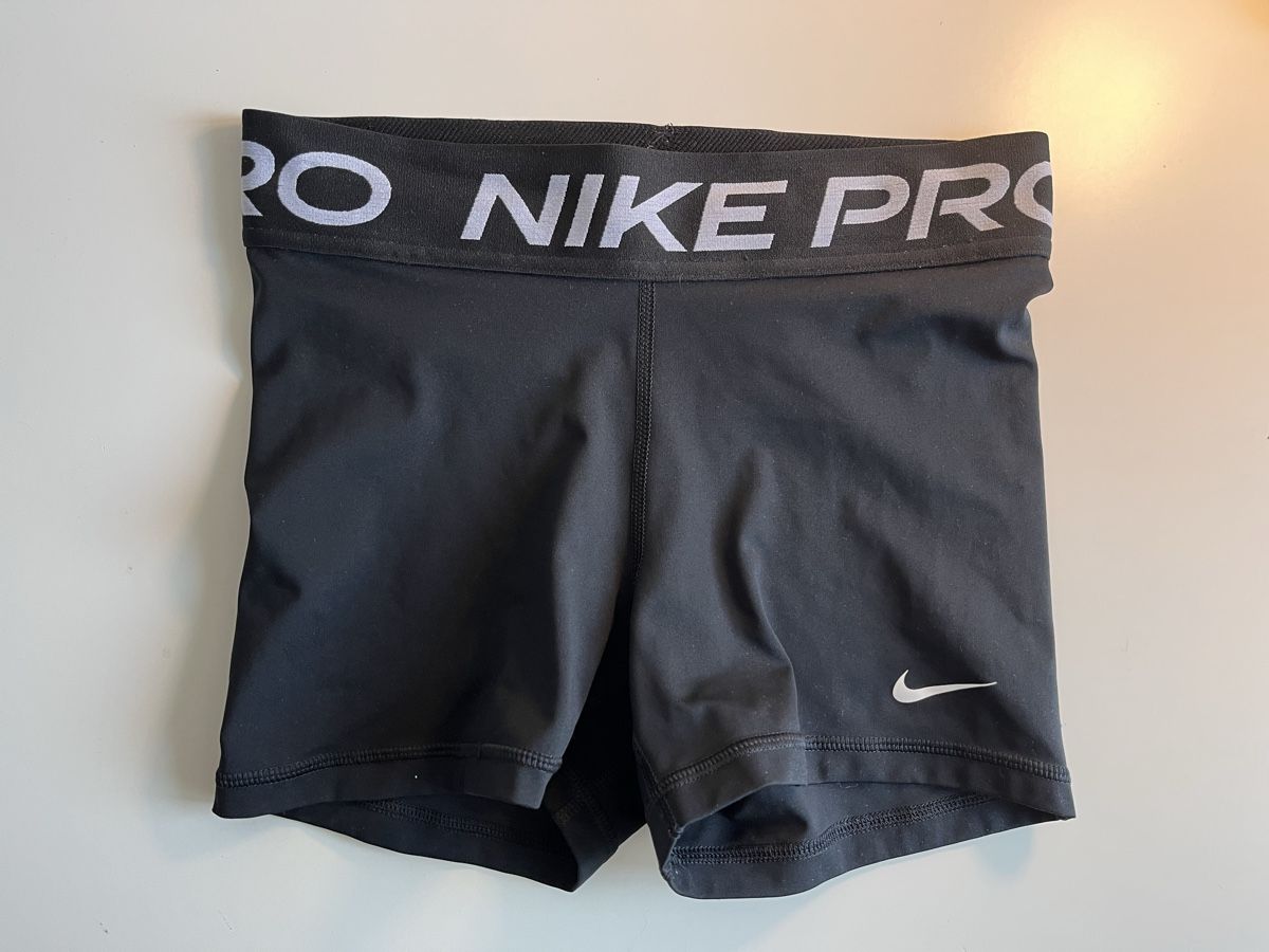 Nike Hosen: Nike Pro Shorts Gr. XS – Gebraucht aus Rengg von malika3