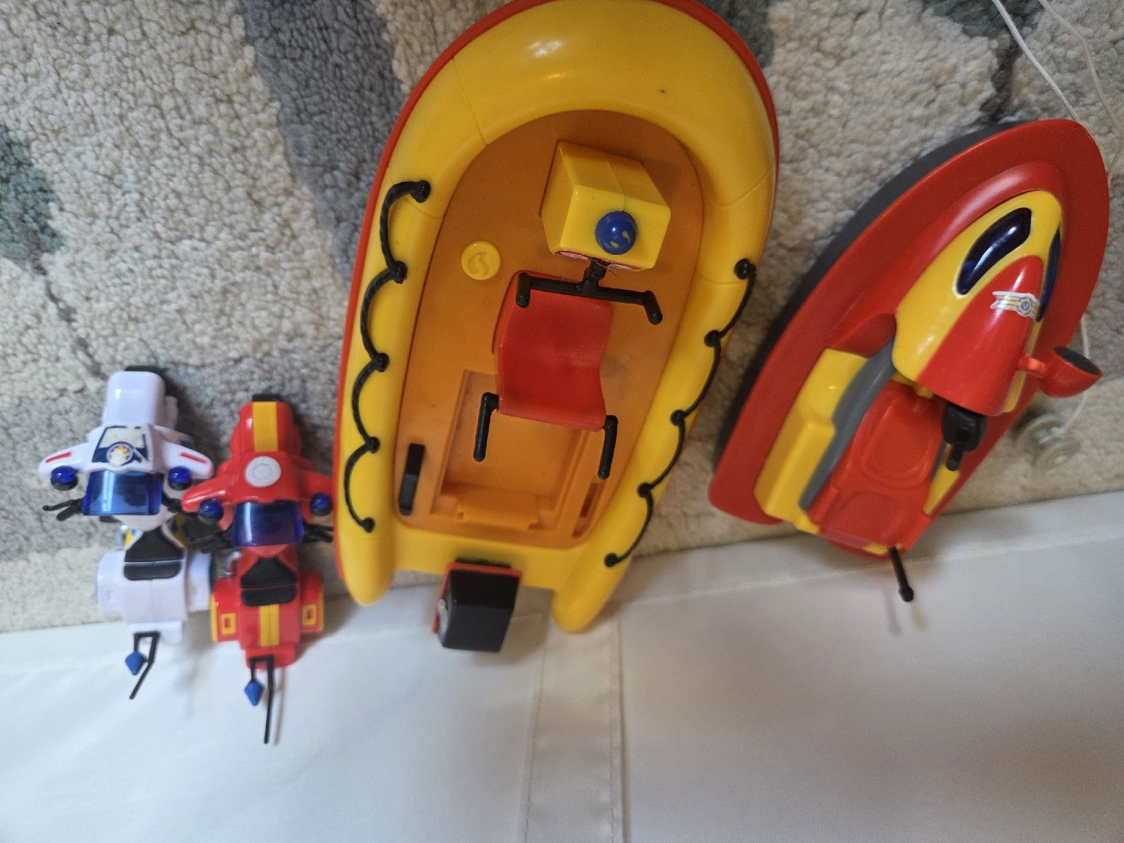 Giocattoli: Div. Feuerwehrmann SAM Spielsachen – Usato da Holziken venduto da liha88 2