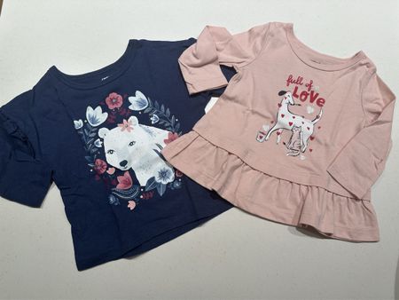 Neue Baby Langarmshirts von Carters