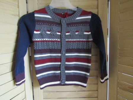 Gr. 92, Strickjacke Dunkelblau/Bordeaux/Weiss mit Muster