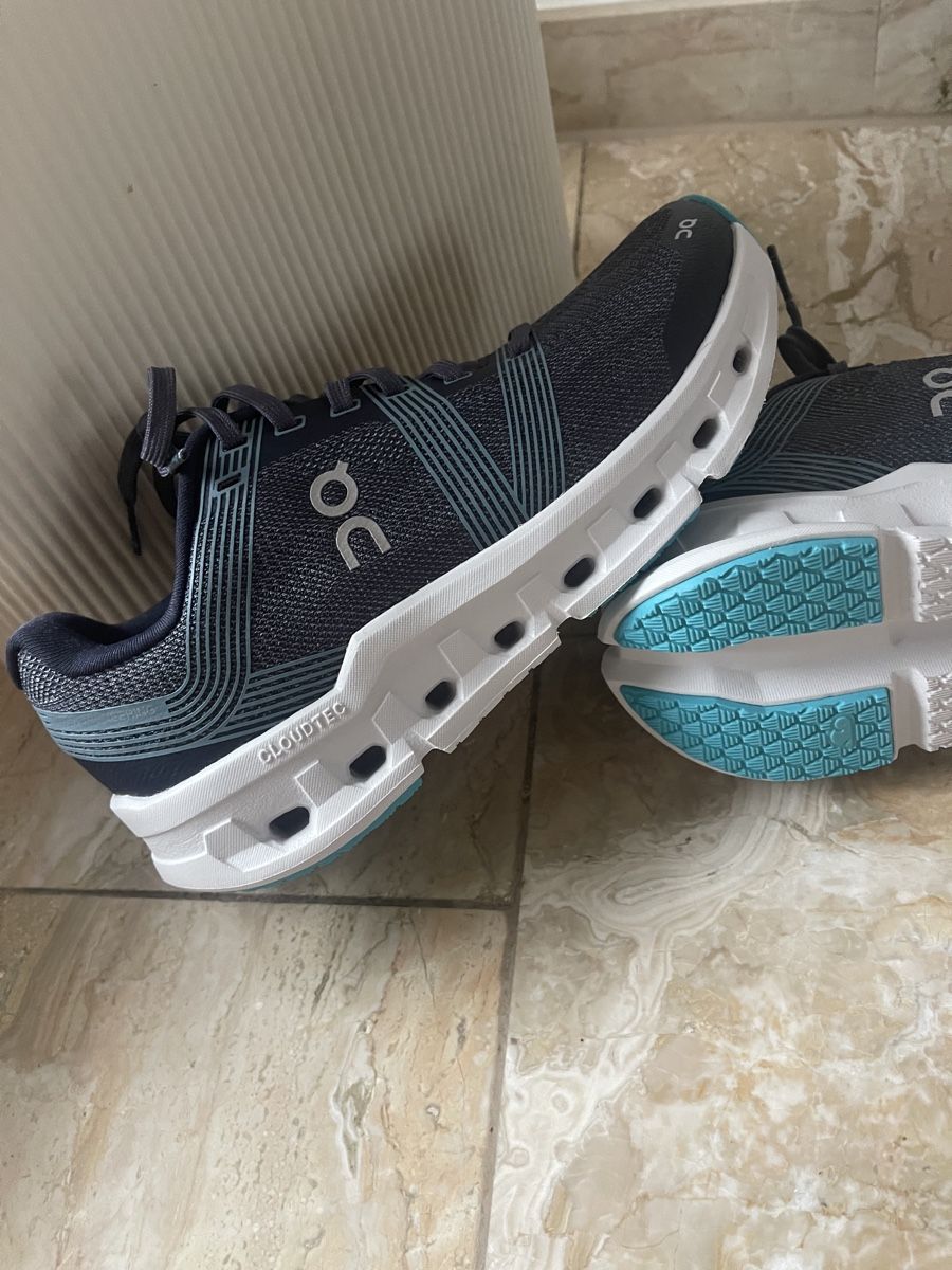 On Scarpe da donna: On Laufschuhe Damen Grösse 37 – Nuovo (secondo la descrizione) da Dietikon venduto da Nieselchen