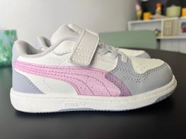 Puma Kinder Sneaker weiss rosa grau - Praktisch neu