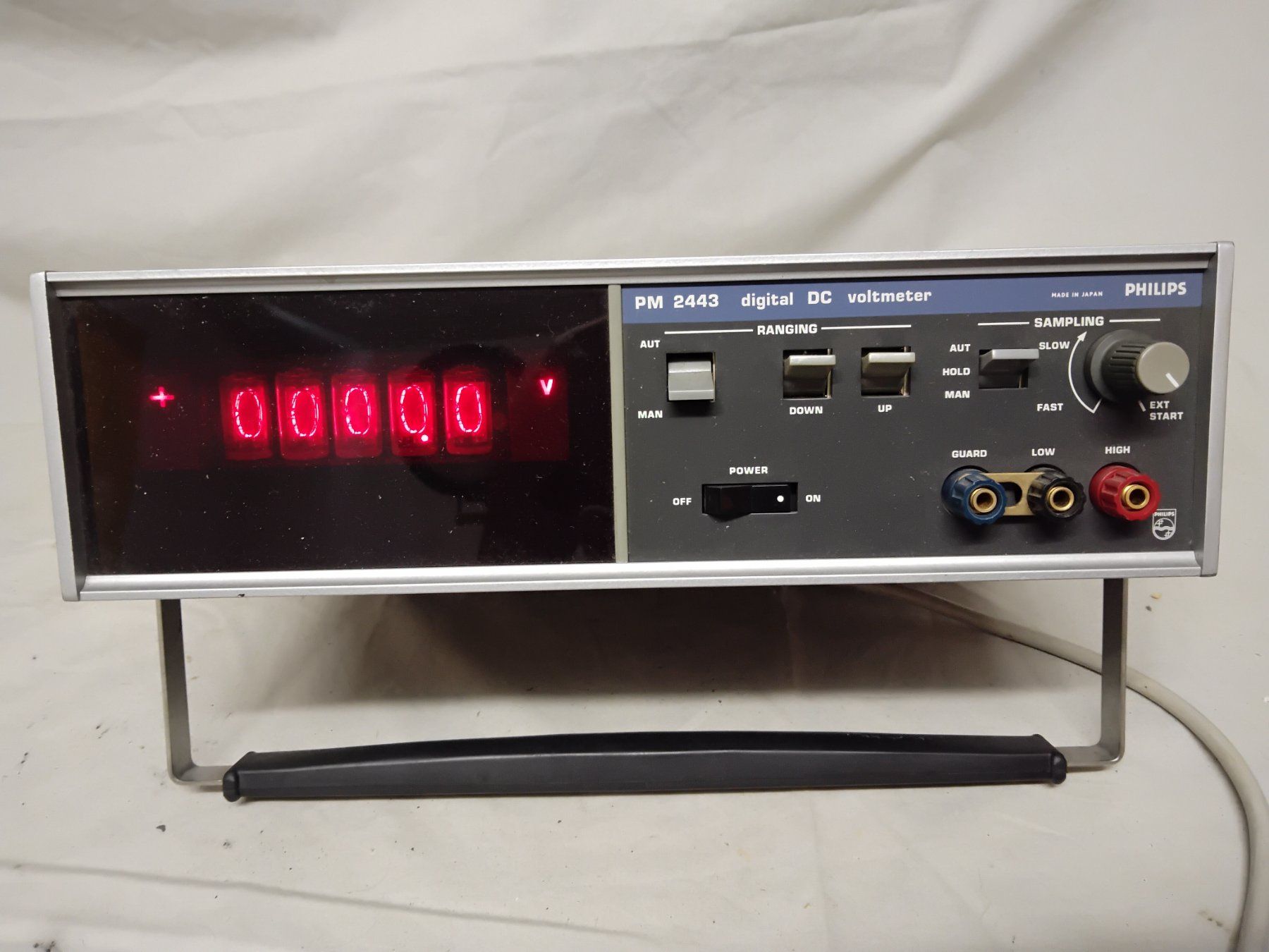 Philips Misurare: Voltmeter mit Nixie Röhren – Usato da Nuglar venduto da lampa-radio