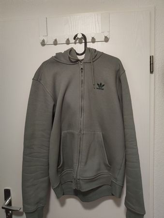 Adidas veste