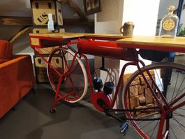 Bartisch Konsole Bike Rot KARE