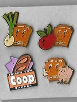 Coop, 4  PINS