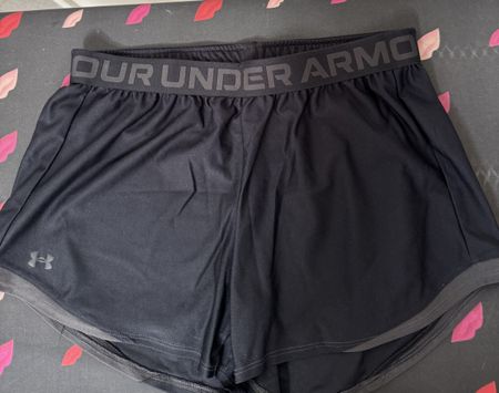 Laufshorts Under Armour Damen Schwarz Grösse M guter Zustand