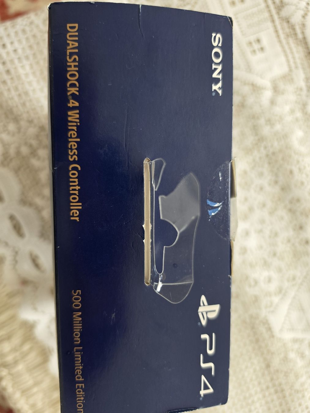 Sony Controller: PLAYSTATION -DUALSHOCK 4 Controller 500 MILLION LIMITED – Nuovo (secondo la descrizione) da Châtel-St-Denis venduto da Konami 6