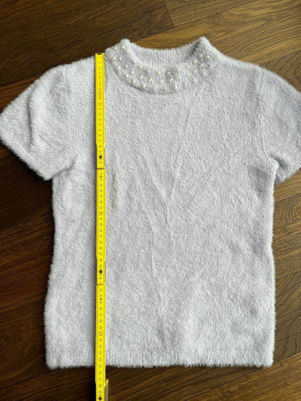 Guess Maglioni & Felpe: Kuscheliger Kurzarm-Pullover V-Neck Gr. S lila – Usato da Affoltern am Albis venduto da Blackrhythm 3