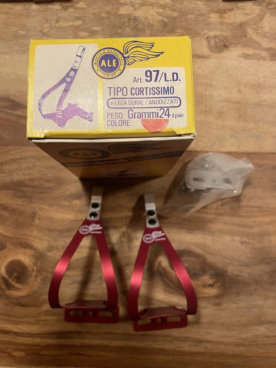 Pezzi di ricambio: ALE Pedalhaken rot NOS/NIB – Nuovo e nell'imballaggio originale da St.Gallen venduto da Mr.Imholz