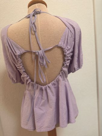 ASOS Bluse, lila mit Herz Ausschnitt, Sommer, Gr. 36.