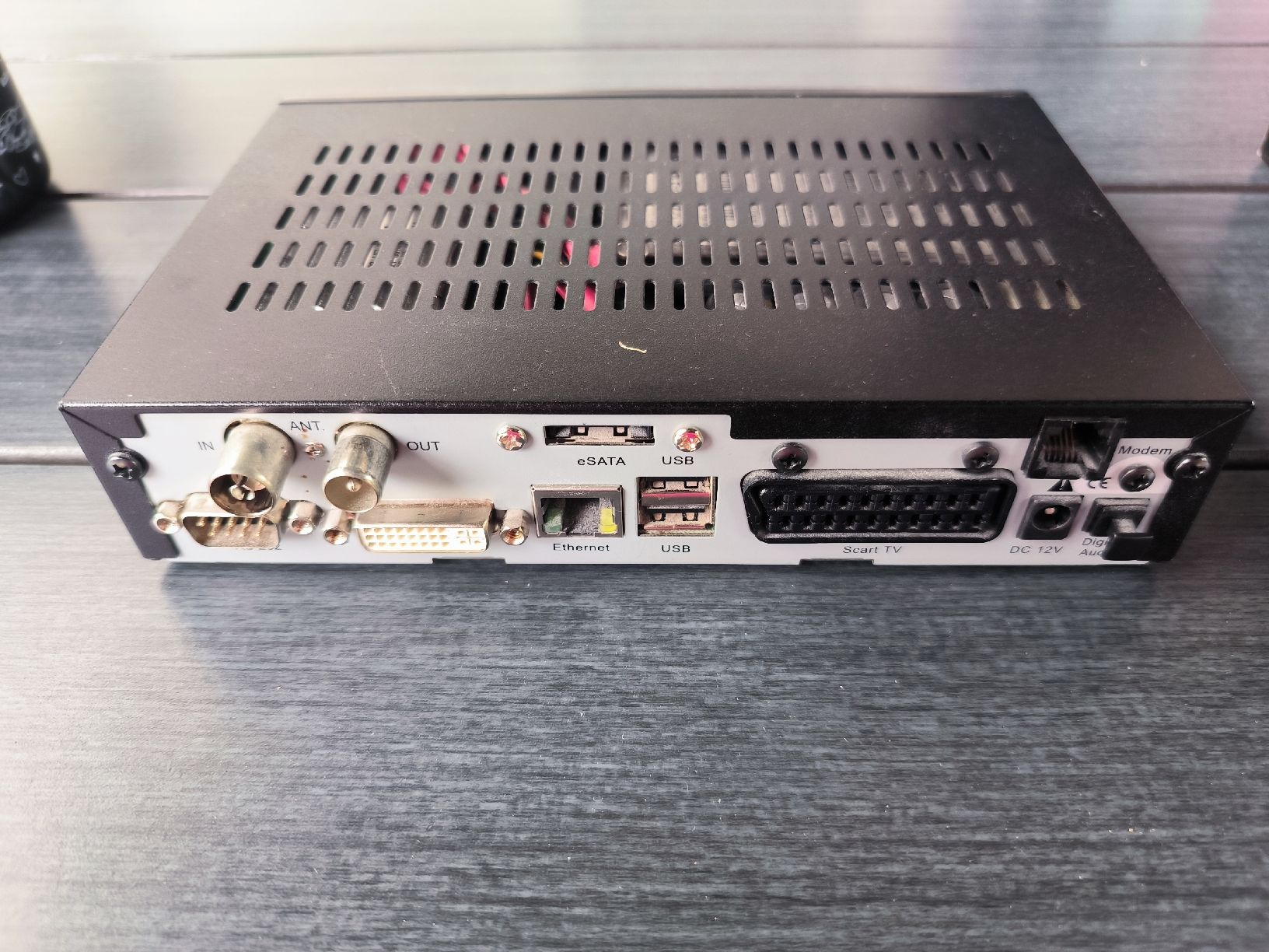 Ricevitori: *** Dreambox DM800C HD *** – Usato da Othmarsingen venduto da Othm13 1