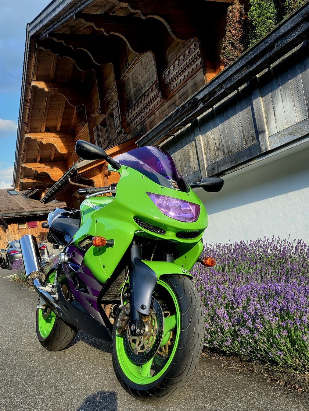 Kawasaki Strada: Kawasaki Ninja zx9r – Usato da Rougemont venduto da victor.wnk 1