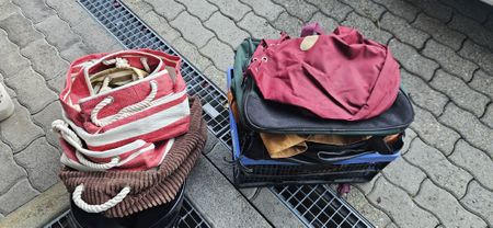 Taschen, Aufbewahrungskörbe LOT