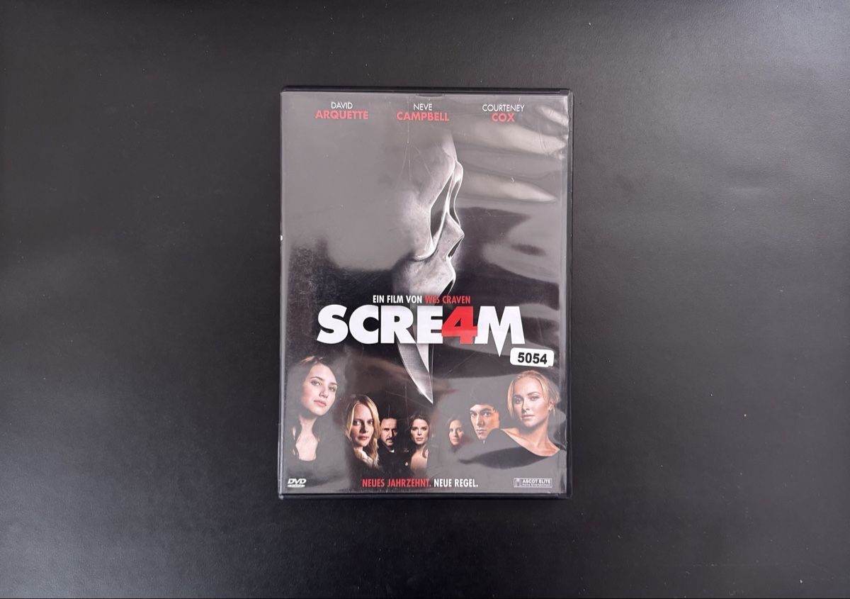 Tutti i DVDs: SCRE4M / Scream 4 – Usato da Weinfelden venduto da A.G.G