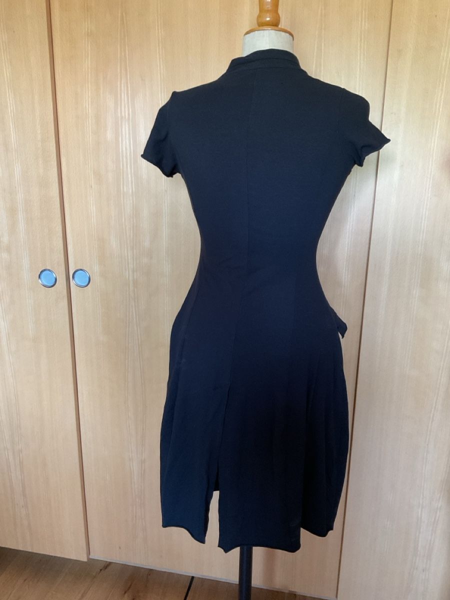 Rundholz Vestiti: Rundholz Kleid schwarz Grösse XS – Usato da Roggwil TG venduto da Tashi71 2