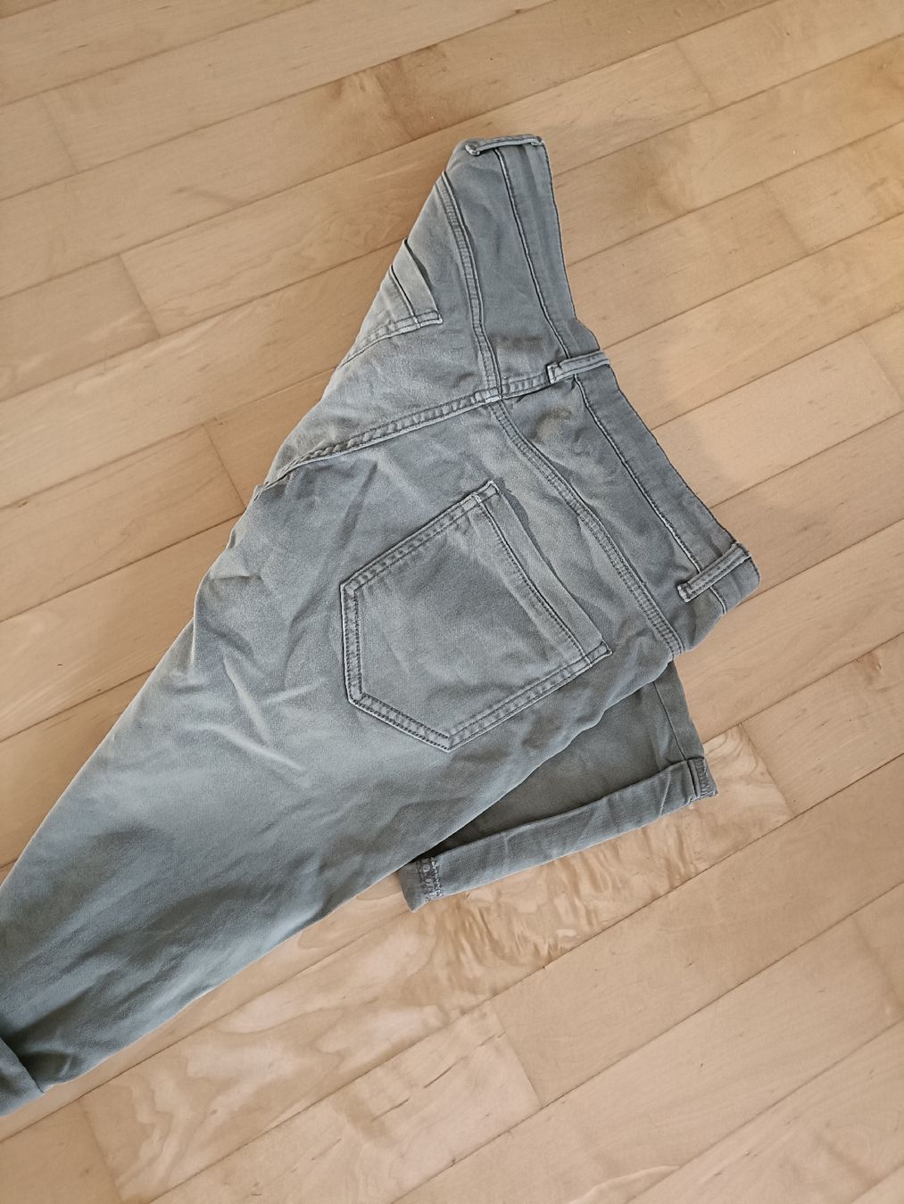 Pantaloni: Kurzehose Gr 170 – Usato da Gossau SG venduto da scania1509 2