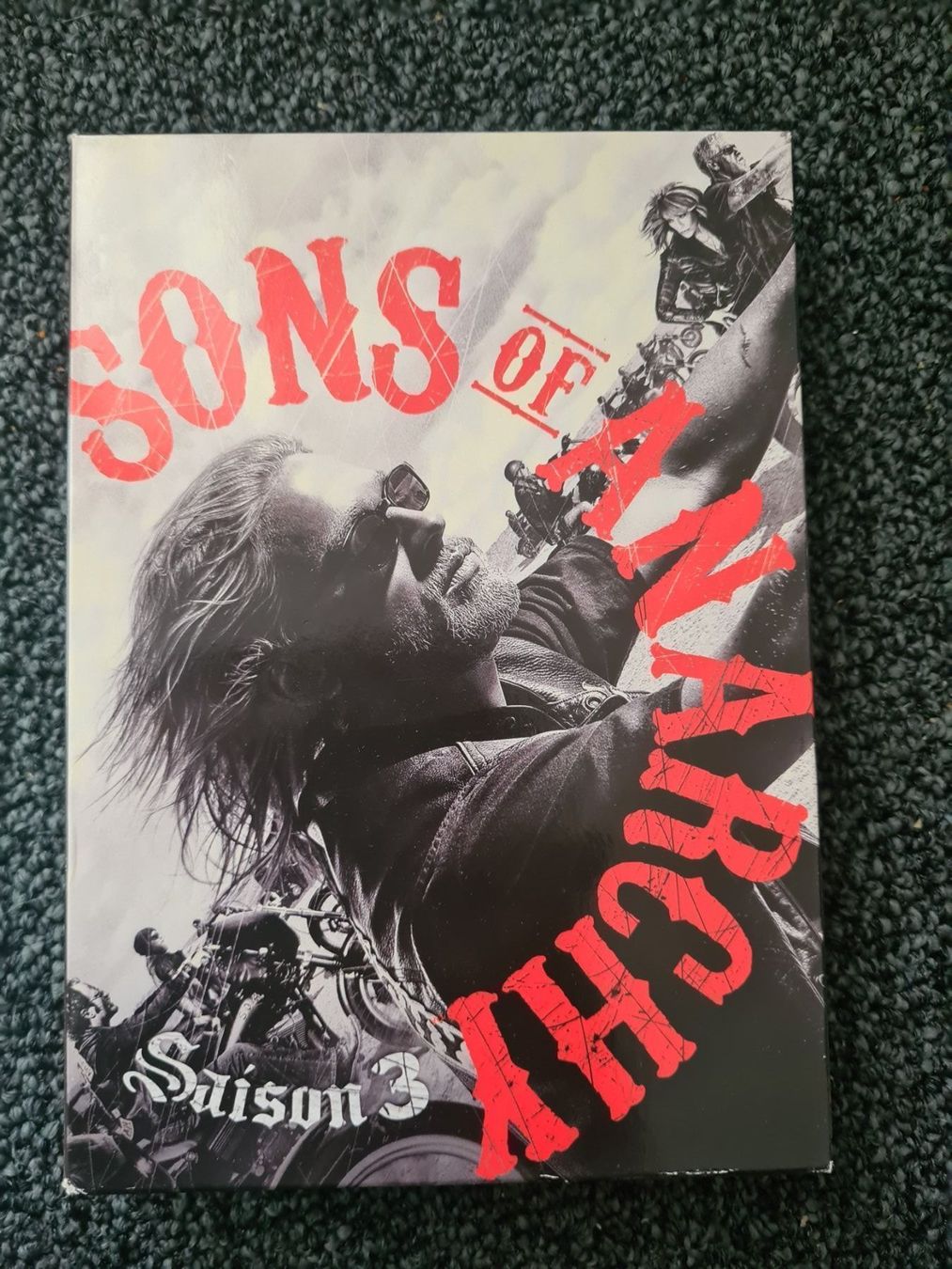 Tutti i DVDs: SONS OF ANARCHY STAFFEL 3 – Usato da Ruswil venduto da jan_bxl5