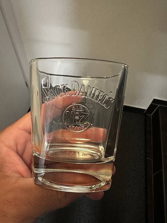 Spiritueux: Jack Daniel's Geschenkbox – Neuf avec emballage d'origine à Wängi par mirolf123 1