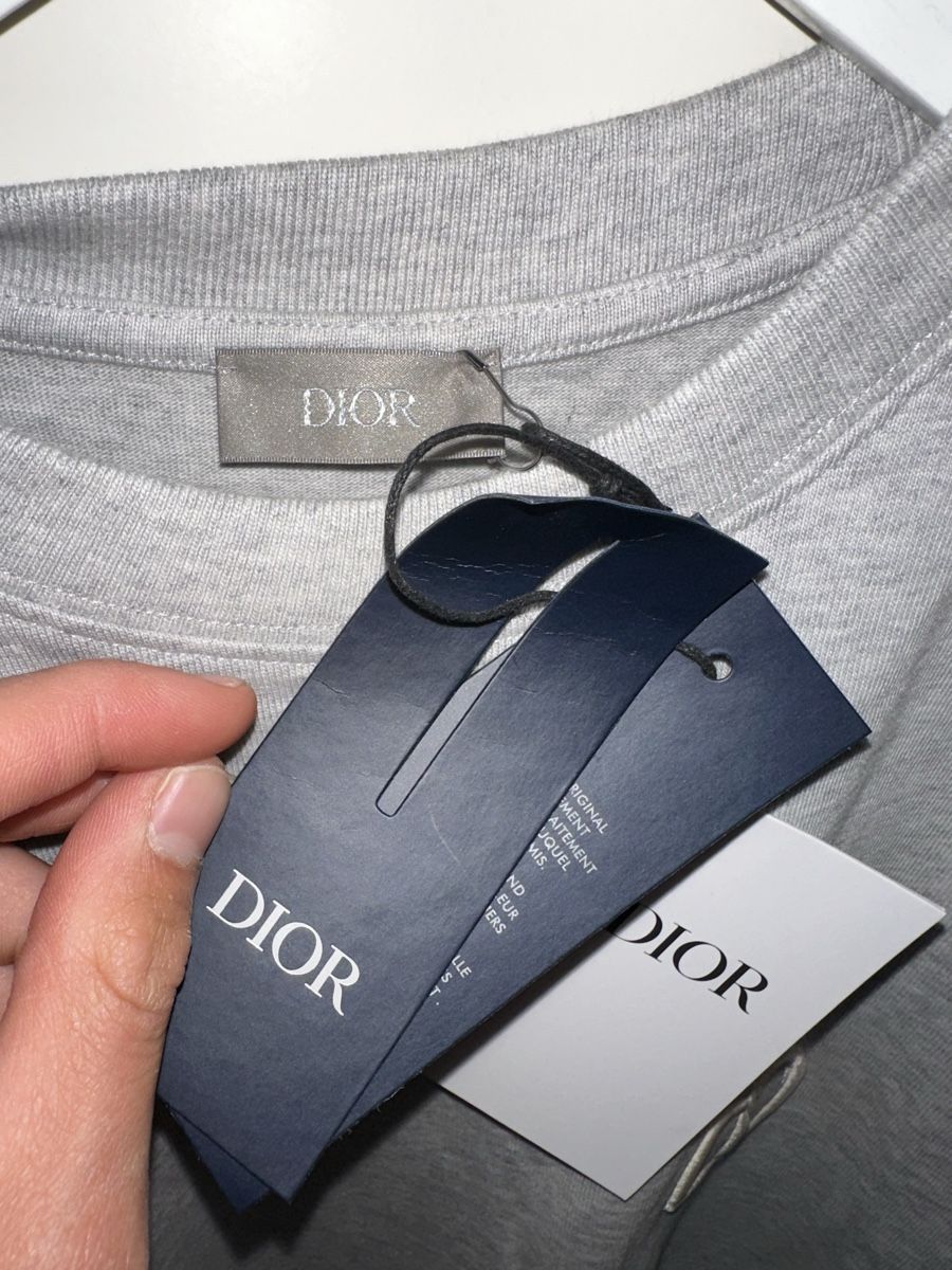 Dior T-shirt: T-shirt Dior gris M – Nuovo (secondo la descrizione) da Genève venduto da rom_56hd 3