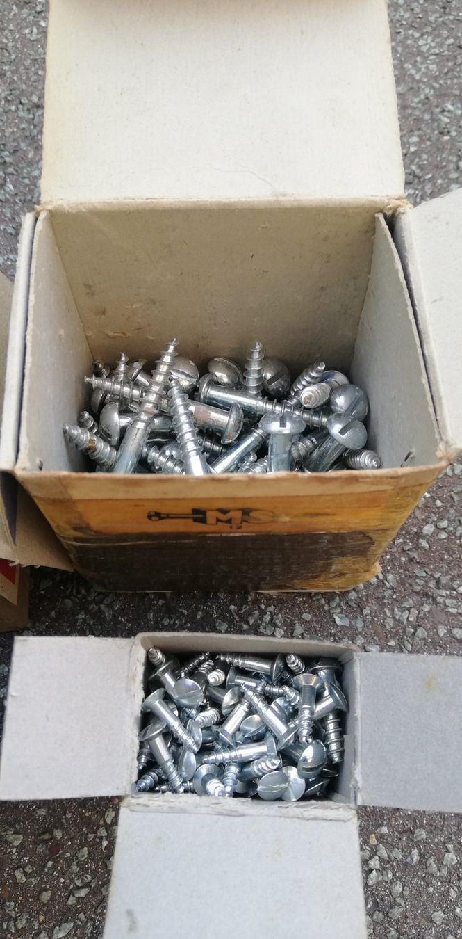 Alle Werkzeuge: 4 Packungen Schrauben ab 1Fr. – Neu (gemäss Beschreibung) aus Thun von Matthias72 4