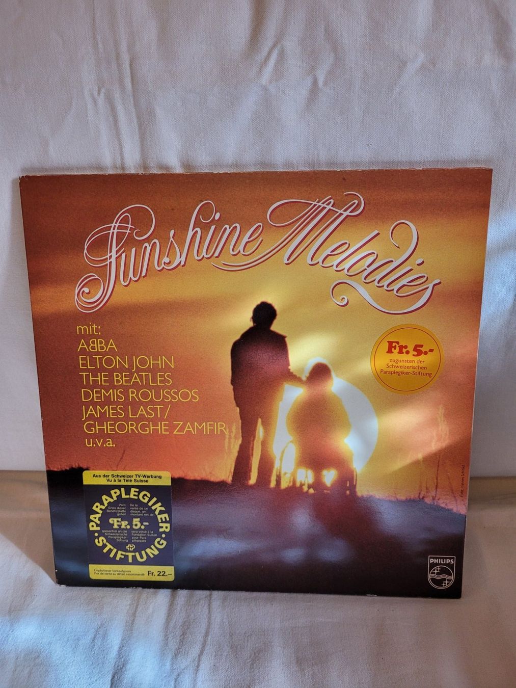 Schallplatten: Vinyle "Sunshine Melodies" - ABBA, Beatles... – Gebraucht aus la Chaux-de-Fonds von Lampe