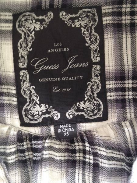 Guess Camicie, T-shirt & Polo: Guess Jeans Hemd-Tunika – Usato da Buchs-ZH venduto da Birikina 2