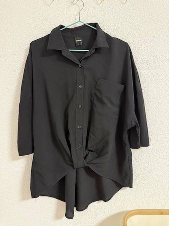 Schwarze Bluse 